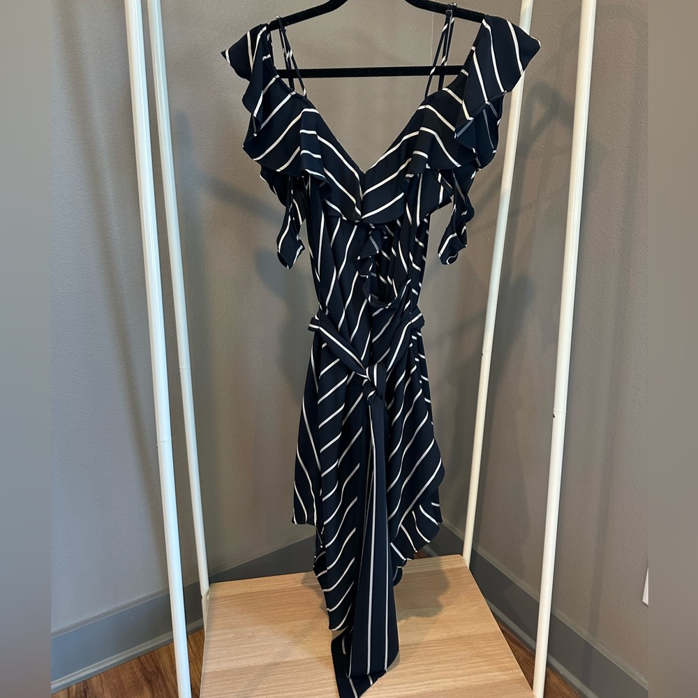 Kendal and Kylie Dress Sz L